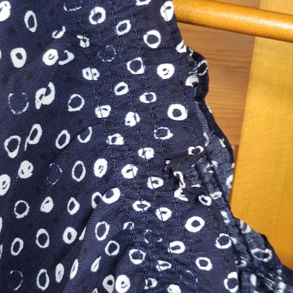 Adrienne Vittadini Women's Balloon Sleeved Ruched Neck Top - Picture 3 of 12